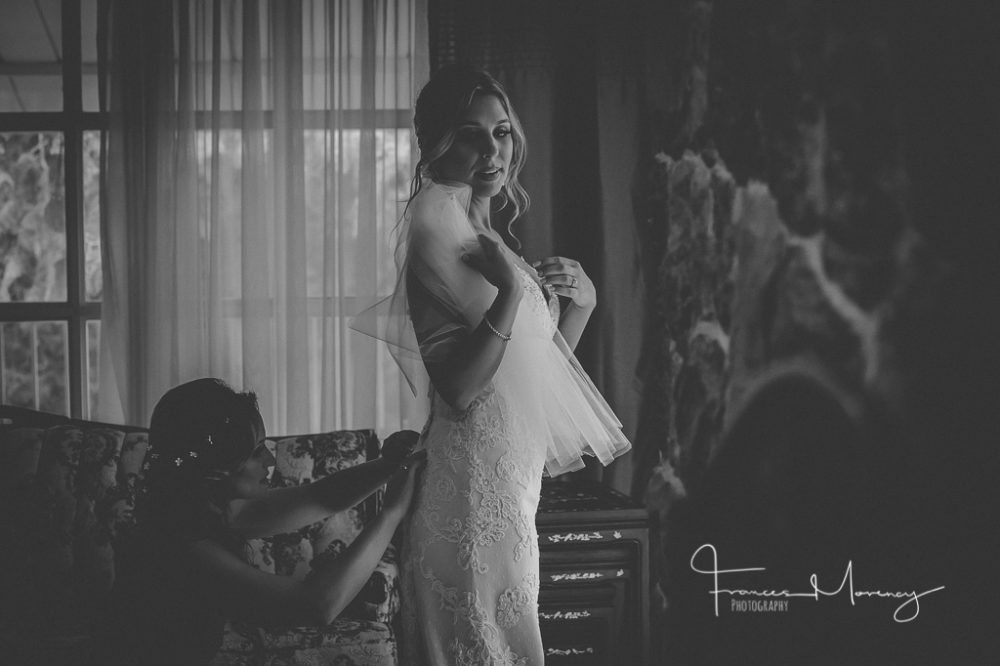 bridal preparations with window light in crowed living room Collingwood Wedding Photographer-3984