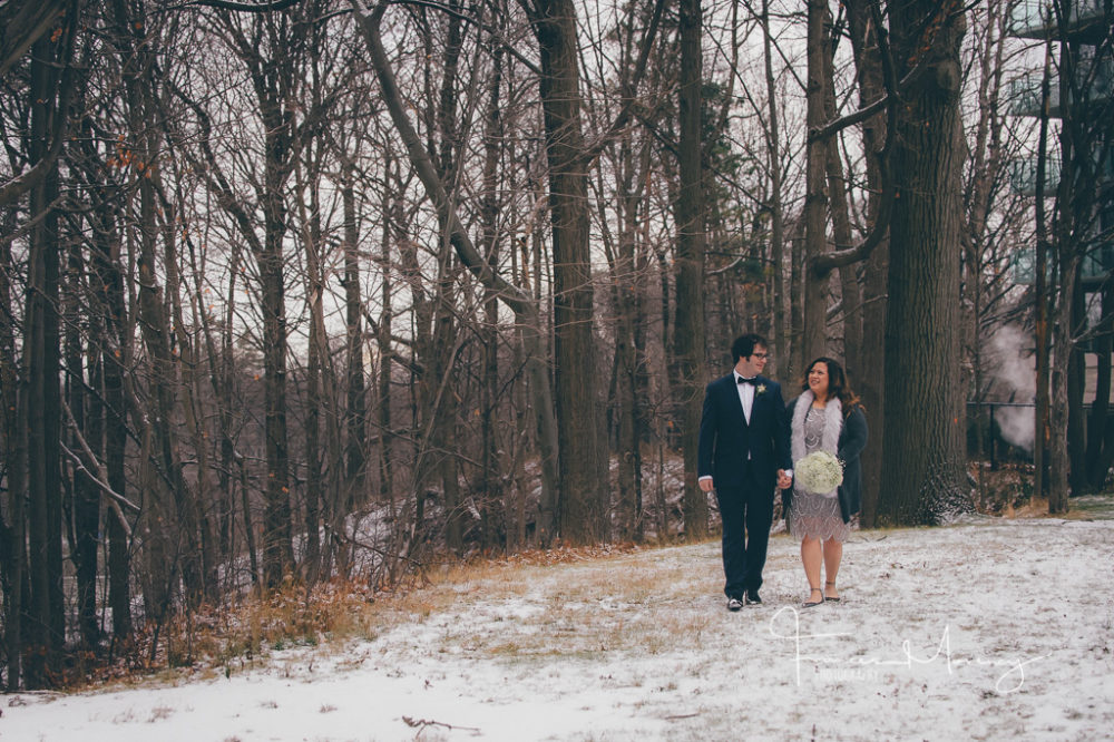 Toronto Journalistic Wedding Photographer glenerin-inn-wedding-photographer-000520