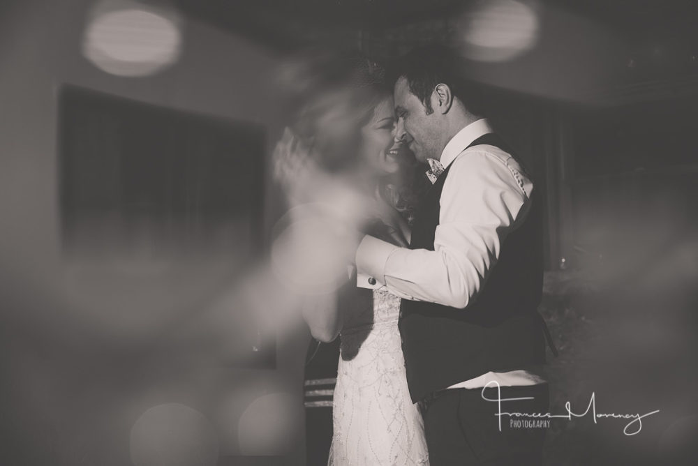 Waterfront Estates Unposed Wedding Photography Cobble Beach Wedding Photographer