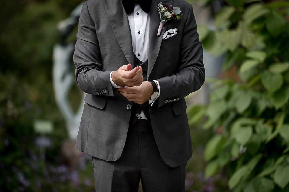 groom prep outside in Toronto