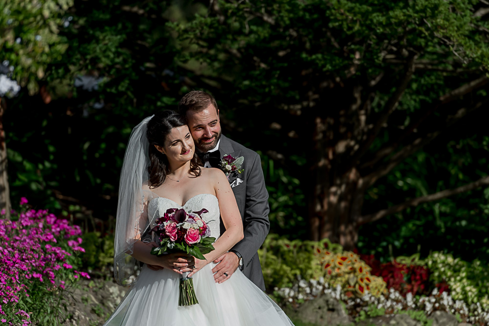 botanical gardens wedding portraits