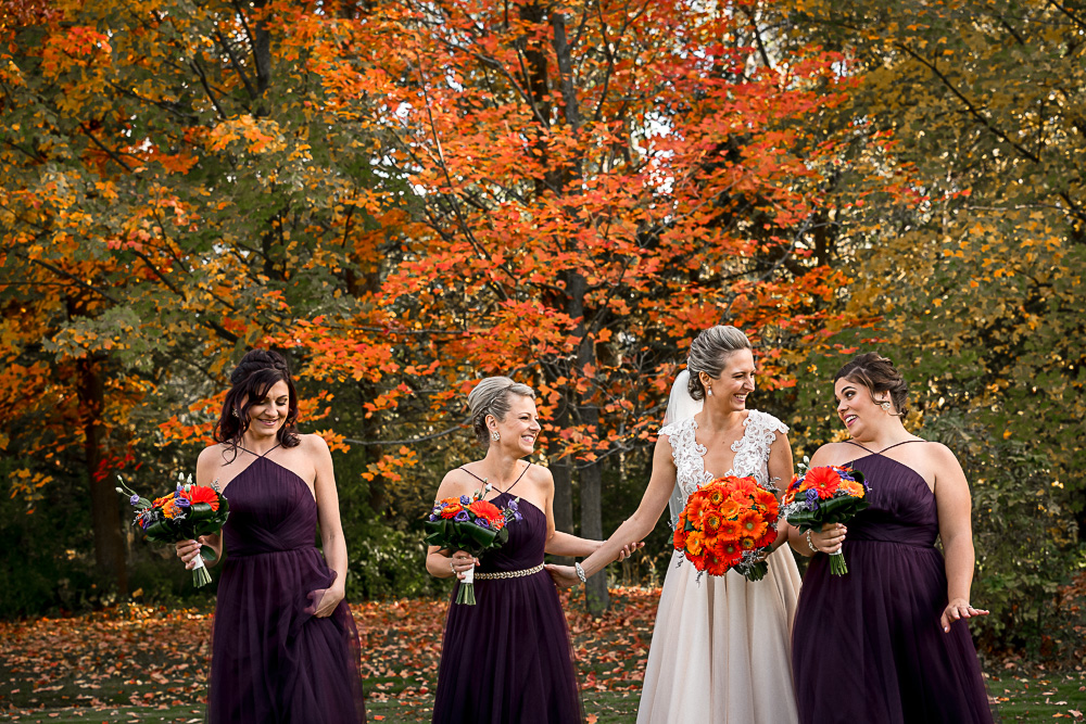 bridesmaids with fall colour